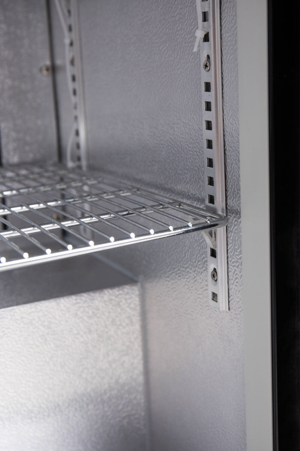 PolarCab Back Bar Bottle Cooler 1 Door, Hinged - Image 2